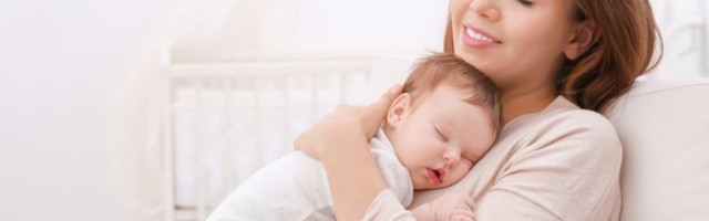 Bebi ste potrebni: 4 važna saveta za brži oporavak posle carskog reza