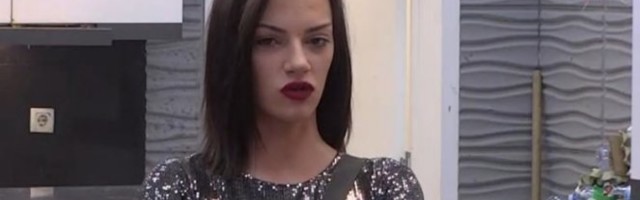 MAMA TARE SIMOV BEZ DLAKE NA JEZIKU OPLELA PO ŠA! Njene reči će se dugo prepričavati!