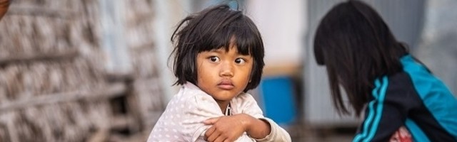 Dok ljudi žive mučan život, bez osnovnih sredstava za život, UN planira da većinu stanovnika planete preseli u sličnim objektima! (FOTO)