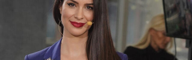 DRAGANA KOSJERINA ZAPALILA DRUŠTVENE MREŽE: Haljina klizi sa ramena, a dubok dekolte ukrao šou! (FOTO)