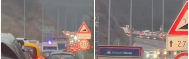 SVE STOJI Kilometarska kolona kod Bubanj potoka: Vozila ne mogu da prođu, Hitna se probija kroz neviđenu gužvu