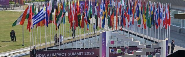 Vučić stigao u Nju Delhi na Samit o veštačkoj inteligenciji