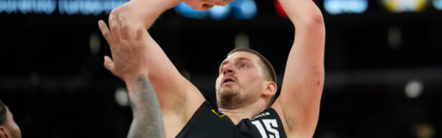 SPEKTAKL U NBA LIGI: Nikola Jokić "udara" na Voriorse!