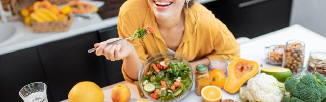 MISLITE DA ZNATE ŠTA JEDETE, ALI PRAVA ISTINA JE... Čuveni onkolog RAZBIO MITOVE, živeli smo U ZABLUDI SVE VREME!