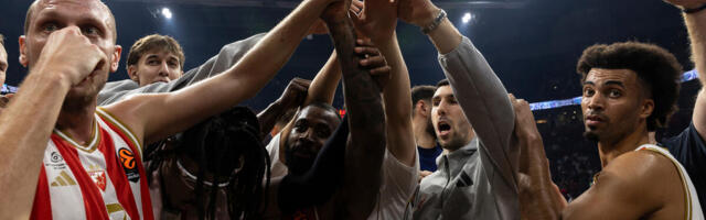 Zvezdin stranac se pokupio i otišao kući!