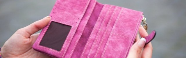 MOZAK U OPASNOSTI! Otkriven novi RANI ZNAK DEMENCIJE - Tiče se plaćanja!