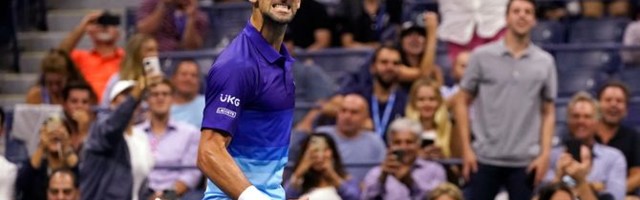 (UŽIVO) Đoković u polufinalu US Opena traži osvetu protiv Zvereva i put za istoriju