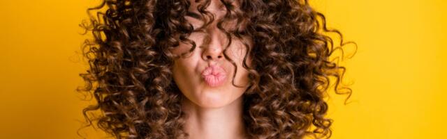 Kako da napravite velike lokne kao da su prirodne