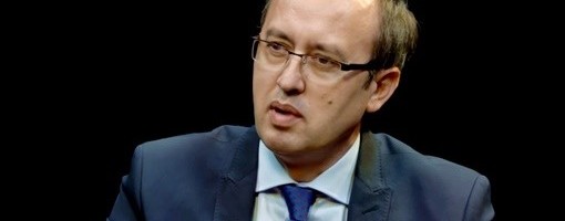 Kosovski premijer Hoti otputovao u zvaničnu posetu Vatikanu i Italiji