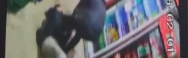 Gradonačelnik Niša sprečio pljačku prodavnice (video)