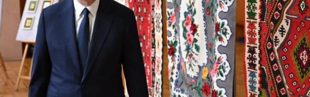 "STARA SRPSKA POSLOVICA KAŽE: KUĆA NE LEŽI NA ZEMLJI NEGO NA ŽENI..." Moćna poruka predsednika Vučića: Srbija je najsnažnija onda kada ne zaboravlja ko je FOTO