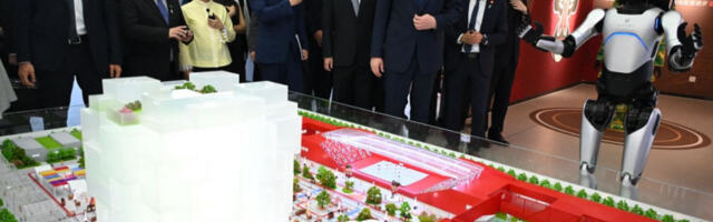 Новој С засметао „Моравац”: Кад роботи играју српско коло, то је за њих ноћна мора