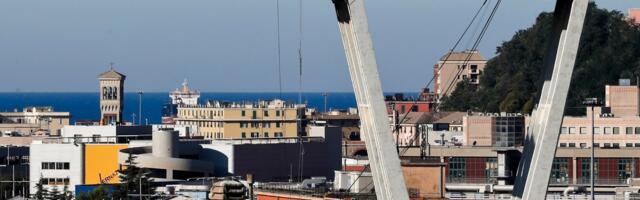 Bivši direktor italijanskih autoputeva osuđen na 12 godina zatvora zbog pada mosta u Đenovi