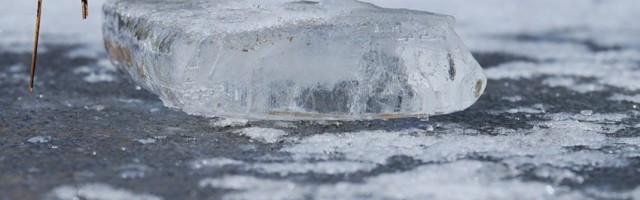 Oprez zbog moguće poledice usled niskih temperatura