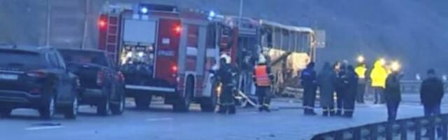 STRAVIČNU NESREĆU PREŽIVELE DVE DEVOJČICE: Tela svih poginulih imala teške opekotine!