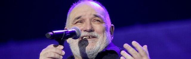 "Ne mogu da gledam kretene...": 4 godine od smrti Balaševića (VIDEO)