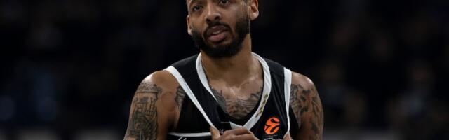 Karlik Džons priznao krivicu! Osuđen uslovno na osam meseca zatvora!