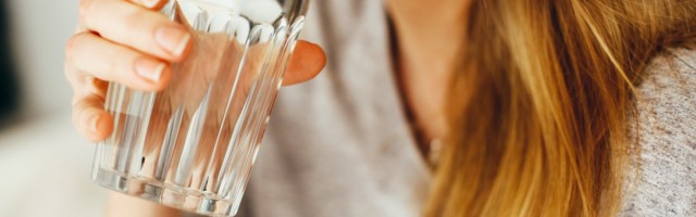 Koliko vode bi trebalo da pijete tokom leta?