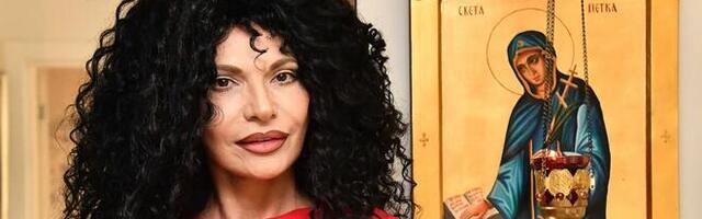 Ovako se farbaju JAJA u domu Lidije Vukićević, malo ko bi se odlučio za ovu zahtevnu tehniku, a sve začudilo zašto nije bilo IKAKVE POMOĆI