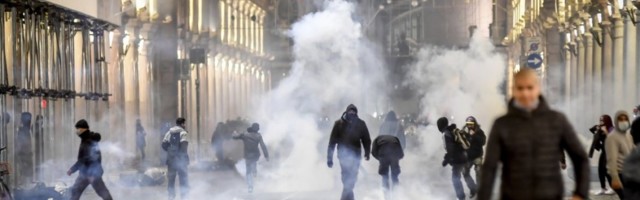 (VIDEO) MOLOTOVLJEVI KOKTELI, ŠOK BOMBE, PETARDE... Sukob demonstranata i policije širom Italije, OPUSTOŠEN i OVAJ poznati objekat!