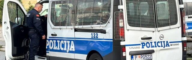 STRAVIČNO! Devojčica biciklom pala sa zidina - MALOLETNICA HITNO PREVEZENA U BOLNICU!