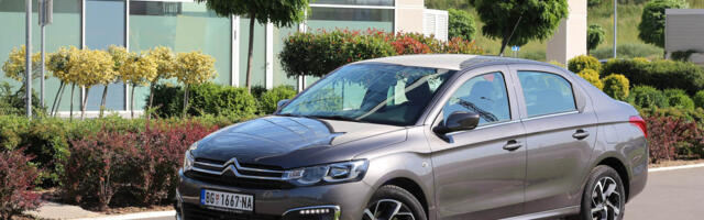 Retro TEST: Citroën C-Elysée PureTech 82 Shine