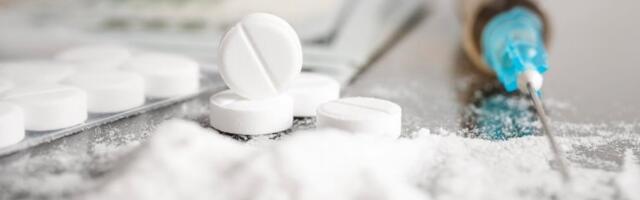 PRONAĐEN KOKAIN U STANU! Nišlije krile veliku količinu droge u svom domu!