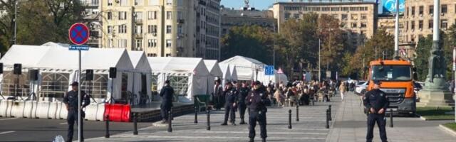 Napao novinarku Insajdera u Ćacilendu, određeno mu zadržavanje