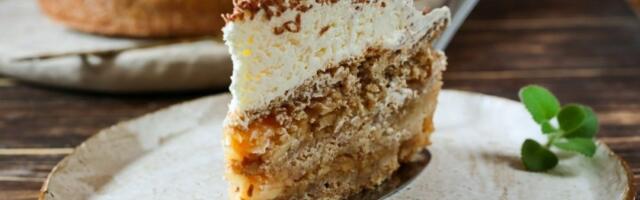 Najlepša starinska torta: Idealna za sve prilike, a sprema se lako - ukusom omamljuje
