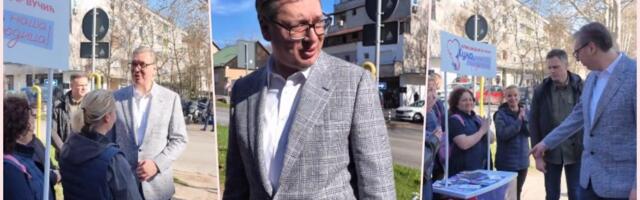 VELIKI BROJ GRAĐANA SE OKUPIO DA POZDRAVI VUČIĆA U CRVENKI Predsednik im zahvalio na srdačnom gostoprimstvu: "Uradićemo važne i dobre stvari za sve" VIDEO