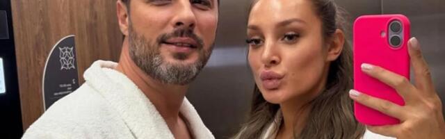 Luna i Marko pokazali neobično izdanje, pozirali u bademantilima: U kadru su im upale ćerkice, evo gde uživaju