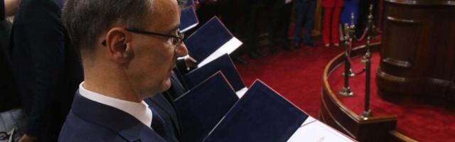 Eurobarometar o Srbiji: U vlast nema poverenja skoro 60 odsto