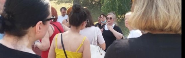 "Želim da dišem": Stanovnici Mirijeva DIGLI GLAS (FOTO)