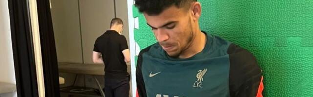 Procurela fotografija: Luis Dijaz u dresu Liverpula (FOTO)