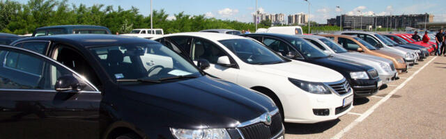 Polovni automobili u Srbiji: Pad prodaje i blagi rast cena