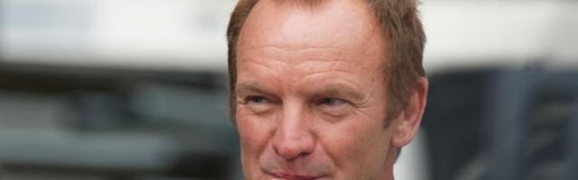 Dirljiv snimak Stinga i njegovog unuka rasplakao planetu (VIDEO)