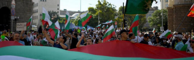 Пала влада у Бугарској