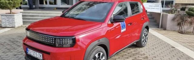 Kućno lečenje Doma zdravlja Kragujevac dobilo od Grada na korišćenje novu hibridnu Grande pandu