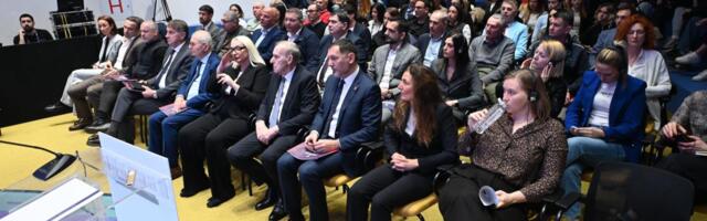 DAN ŽENSKOG FUDBALA: Nismo za klupu - devojčice i žene pripadaju terenu, igri, sistemu i budućnosti sporta