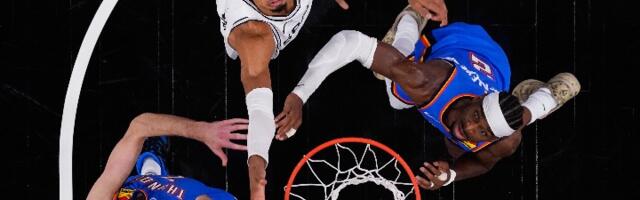 Ruke se stegle svima, osim Vembanjami - San Antonio defanzivno ugušio Oklahomu i izjednačio na 2:2 u seriji (FOTO/VIDEO)
