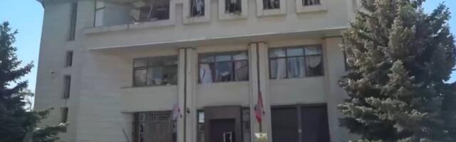 UKRAJINA RAKETAMA I DRONOVIMA NAPALA SEVASTOPOLJ! Projektil udario u zgradu Centralne banke (VIDEO)
