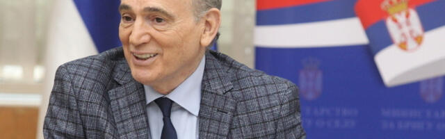Кркобабић: Породица са деветоро деце и десетим на путу добија свој дом у Свилајнцу