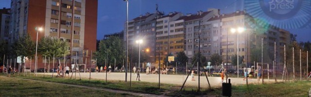 Osvetljeno igralište na Bulevaru Nemanjića