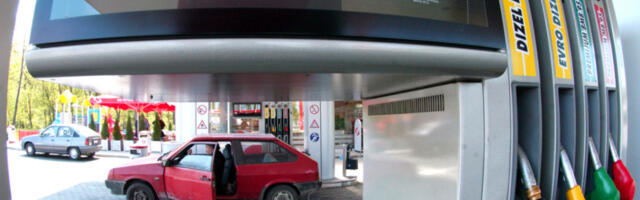 KOLIKO KOŠTA 1.000 KM PO NOVIM CENAMA GORIVA: Evo ko štedi najviše - električni, hibridni, dizelaš ili benzinac?