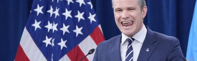 Šok u Pentagonu: Hegset izrecitovao Tarantina umesto Biblije - “molitva” digla buru u vojsci!