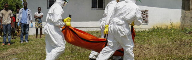 Ebola se širi munjevito, rizično je: Ljudi u strahu od smrtonosne bolesti, SAD zabranile ulaz u zemlju ovim ljudima