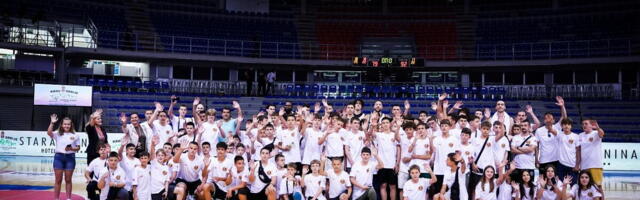 ISPUNJENI DEČIJI SNOVI: Mladi košarkaši sa KiM gosti na F4 turniru KLS u Nišu
