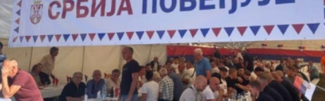 DREŽNIK, ALI I CELA SRBIJA, OČEKUJE PREDSEDNIKA! Veliki skup građana, očekuje se reka ljudi! (FOTO)