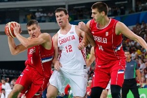 Усијала се чет група српских кошаркаша на вест о Јокићу