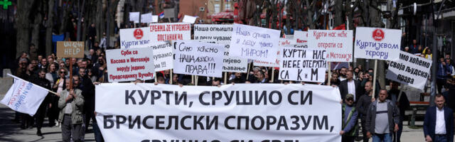 Kosovo: Srpskim barikadama na kosovske zakone  